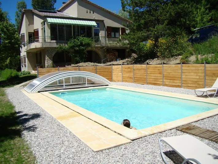 Maison de campagne pour 2 personnes, avec piscine ainsi que jardin et vue - 1