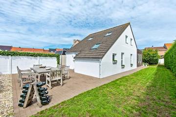 Gîte pour 8 personnes, avec jardin dans Lombardsijde