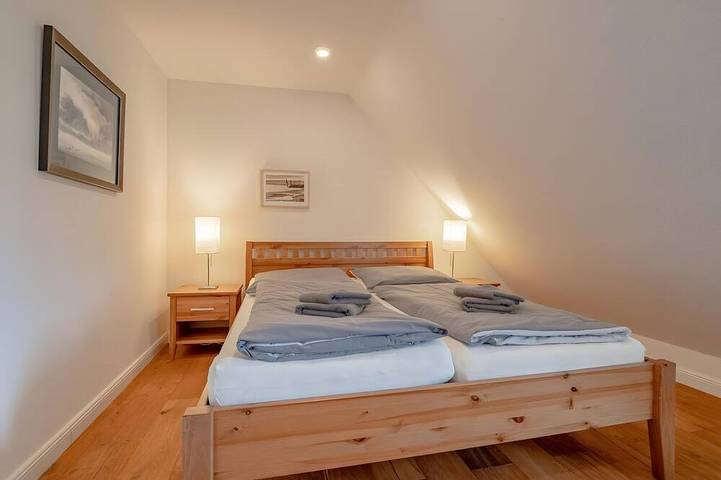 Ferienhaus für 4 Personen, mit Terrasse und Garten in Pellworm - 2