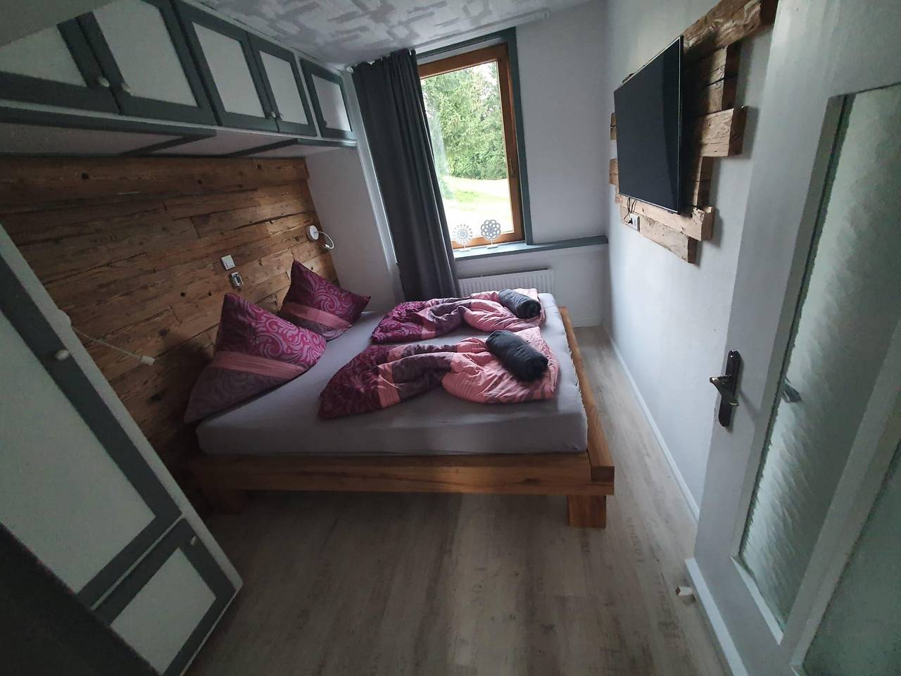 Geheel vakantieappartement, Appartement, douche, Wc, 2 slaapkamers in Hirschegg Kleinwalsertal, Mittelberg