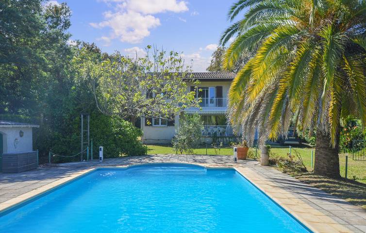 Location de vacances pour 12 personnes, avec terrasse ainsi que jardin et piscine à San-Nicolao - 4