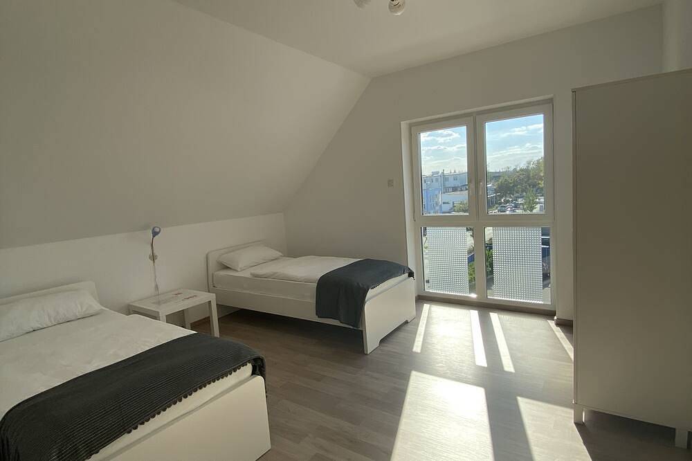 Entire apartment, Myhome10, Wiesbaden - Mainz in Mainz-Kostheim, Wiesbaden