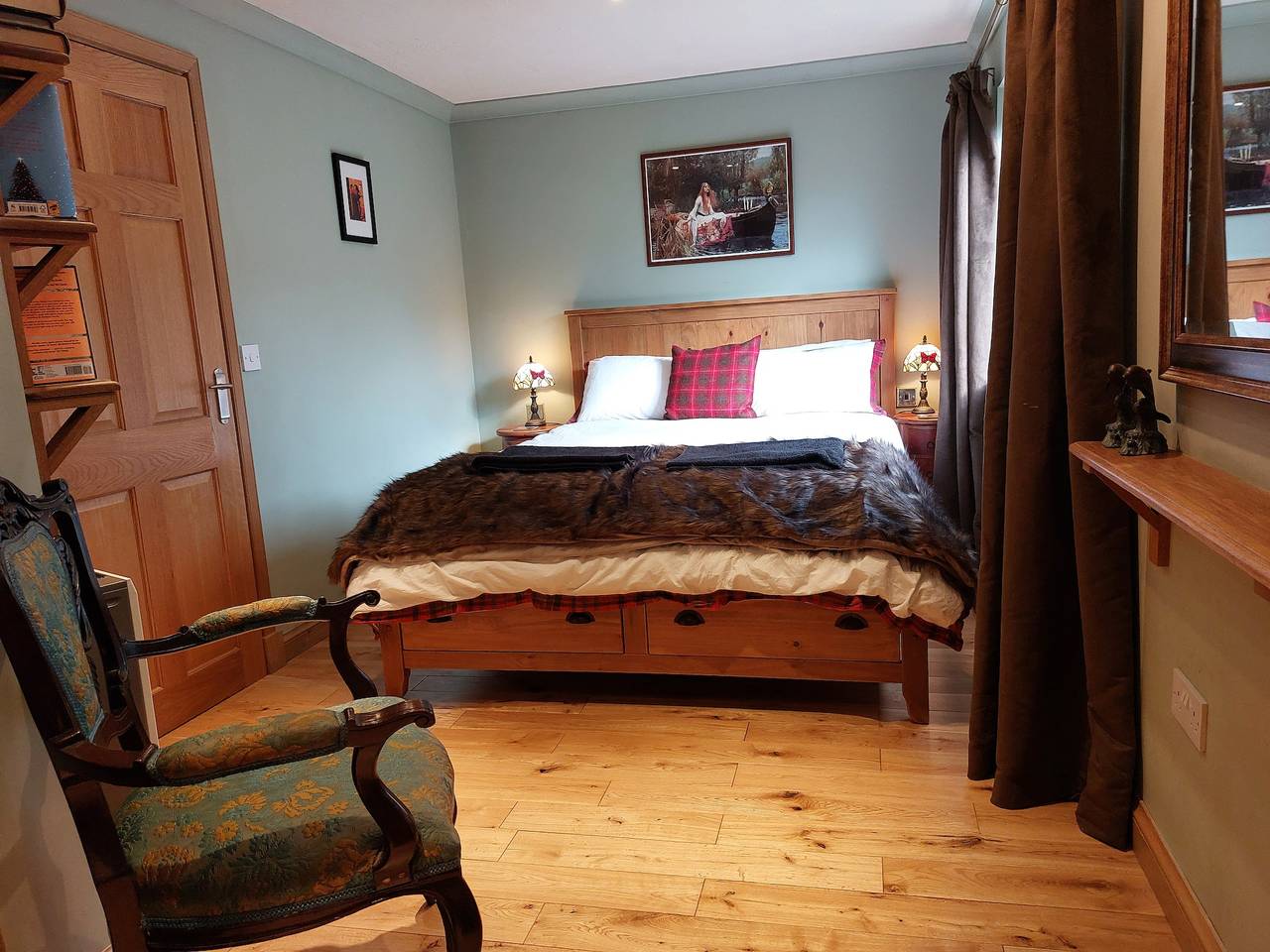 1 Bed Lodge - Sleeps 2 - Parking - Wifi in Highlands