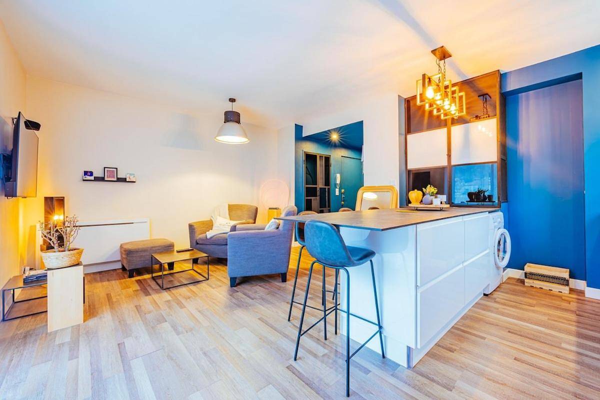 Appartement entier, One-Bedroom Apartment in Ax-les-Thermes, Pyrénées