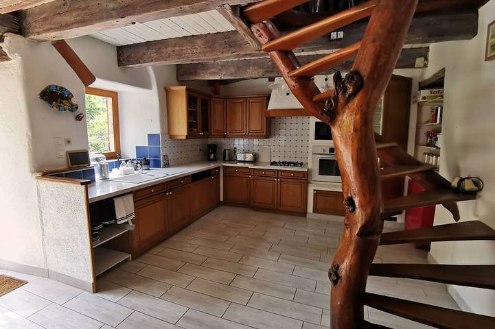 Gîte pour 8 personnes, avec jardin à Saint-Pierre-Saint-Jean - 3