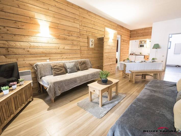 Location de vacances pour 6 personnes, avec Balcon et Piscine à Saint-Lary