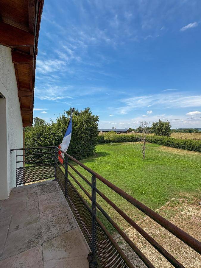 Double Room with Private Bathroom in Montauban, Tarn-et-Garonne