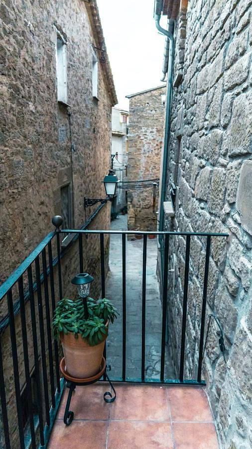 Casa rural con piscina para 12 personas, con jardín y piscina, Se admiten mascotas en Segarra - 2