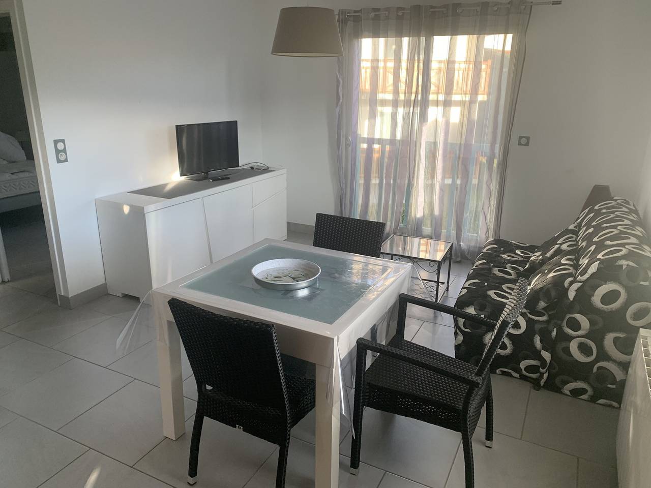 Ganze Wohnung, Apartment „T2 Vert Anis“ mit Wlan in Salies-de-Béarn, Béarn
