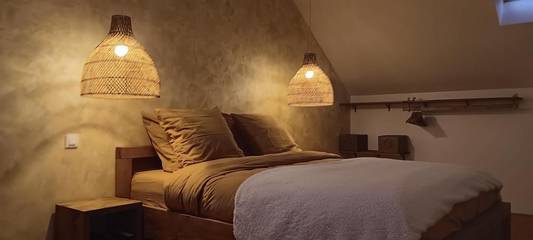 Gîte pour 6 personnes, avec jardin ainsi que piscine et jacuzzi dans Le Bouillon