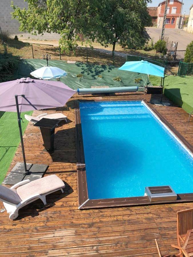 Maison de campagne pour 7 personnes, avec Terrasse ainsi que Jardin et Piscine à Colombey-les-Deux-Églises - 3
