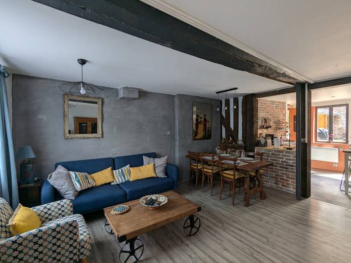 Gîte pour 5 personnes, avec terrasse ainsi que jacuzzi et jardin, animaux acceptés à Fervaques