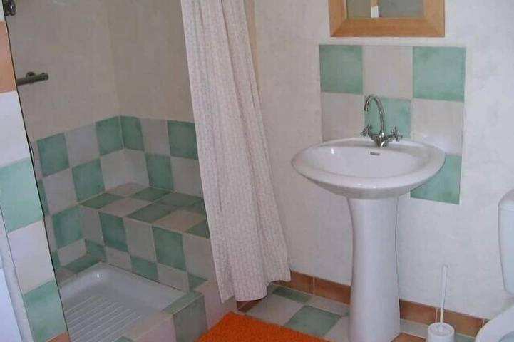 Location de vacances pour 8 personnes, avec terrasse et jardin à Pourcieux - 3