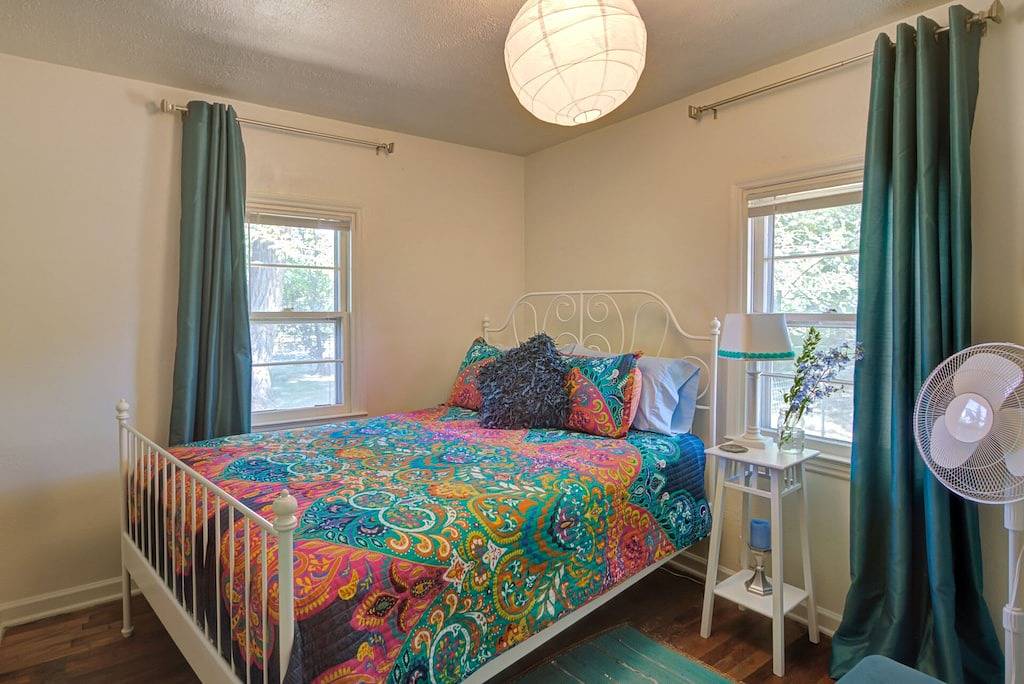 Clean, Cozy, Comfy, Great Location, Pets Welcome, Well Equipped Kitchen. in Fort Collins, Larimer County