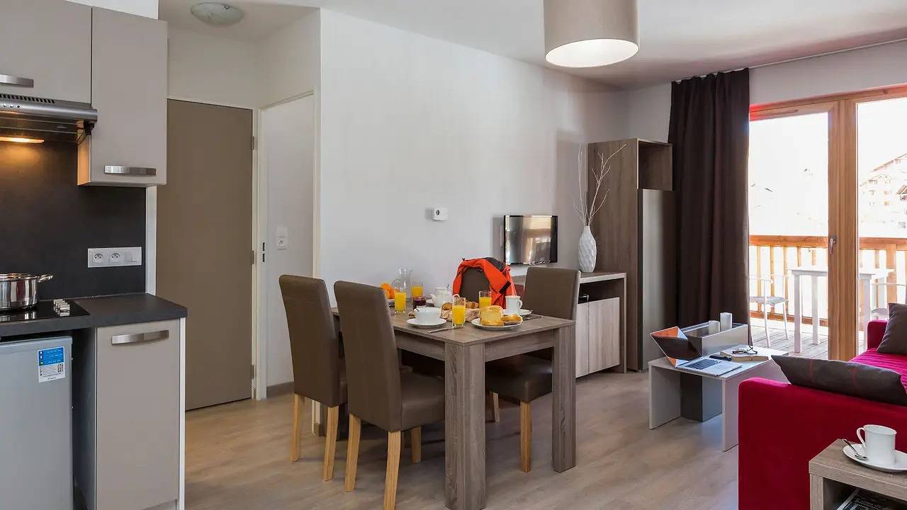 Ganze Ferienwohnung, Ferienwohnung für 4 Personen (32 m²) in Plagne 1800 in Plagne Villages, La Plagne-Tarentaise