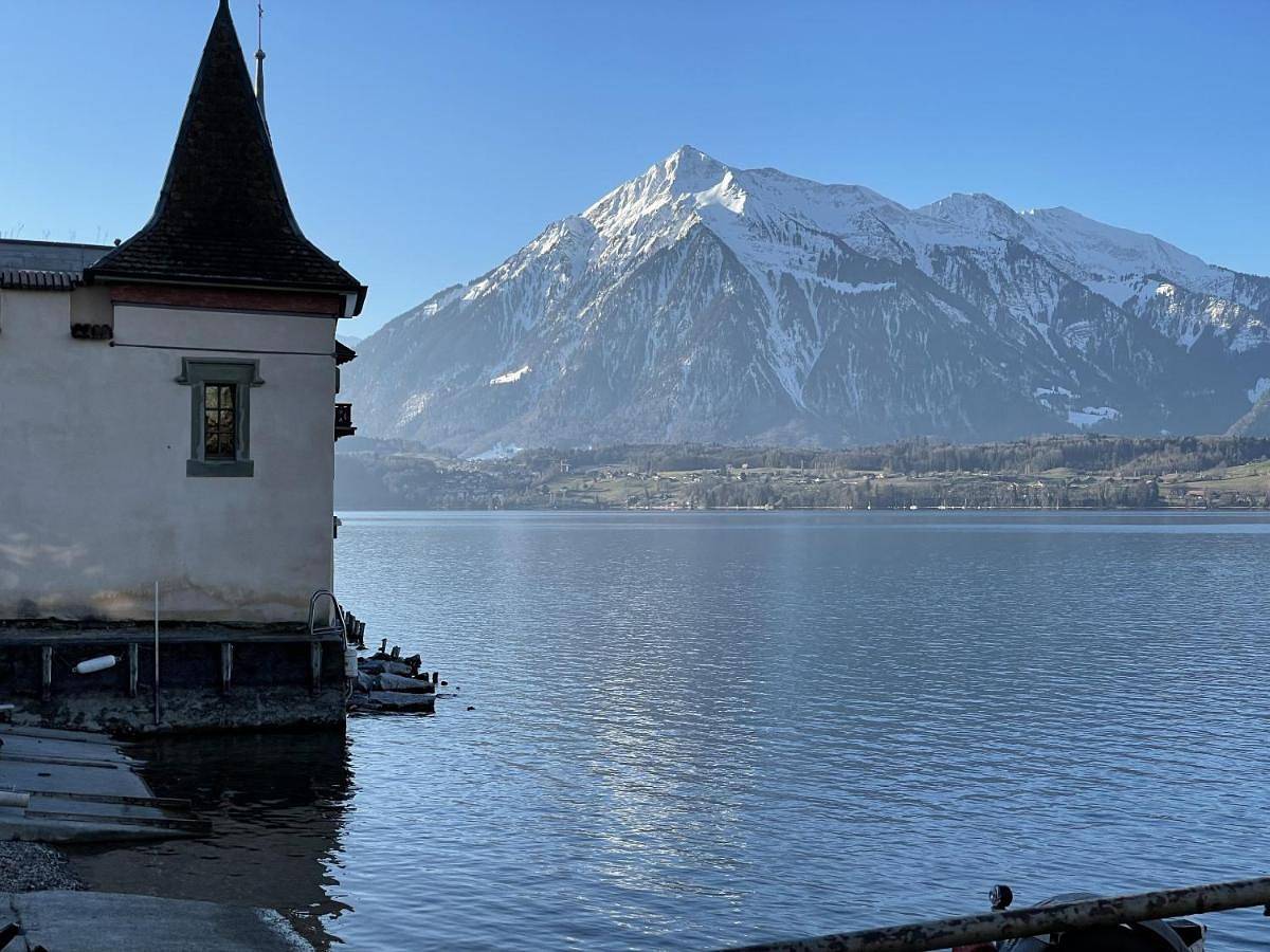 Haus der Schwalbe in Oberhofen am Thunersee, Thunersee