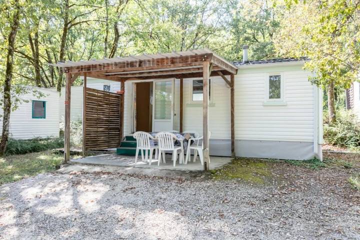 Mobil home pour 5 personnes, avec bassin pour enfant à Chauffour-sur-Vell - 3