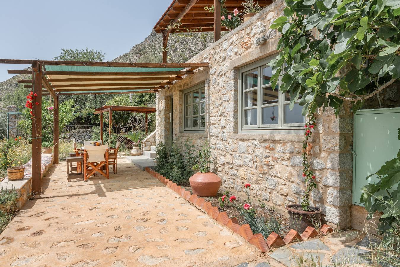 Holiday Home 'Boutique Stone Cottage' with Sea View, Wi-Fi and Air Conditioning in Panormos, Kalymnos