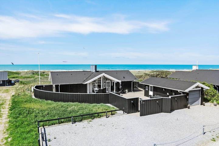 Ferienhaus für 6 Personen, mit Sauna und Terrasse sowie Whirlpool in Grønhøj