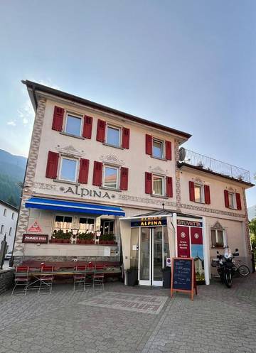 Hôtel pour 3 personnes, avec sauna ainsi que terrasse et jardin à Zernez