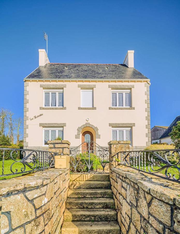 Location de vacances pour 8 personnes, avec jardin et terrasse dans Office De Tourisme De Loctudy - 2