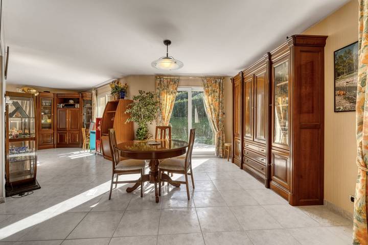 Villa pour 7 personnes, avec terrasse ainsi que vue sur le lac et jardin sur le Lac d'Annecy - 4