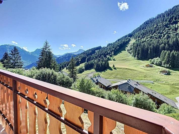 Gîte pour 4 personnes, avec balcon dans Les Rasses - 2