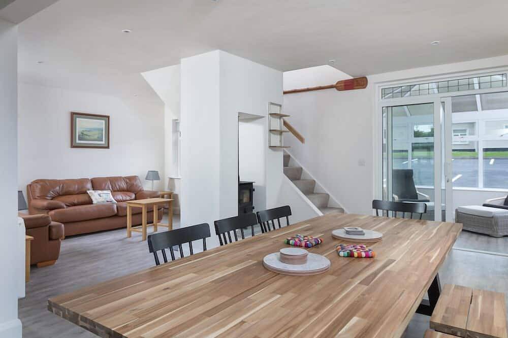 The Links 14, Family Holiday Home 500M walk to the Beach in Lahinch, County Clare