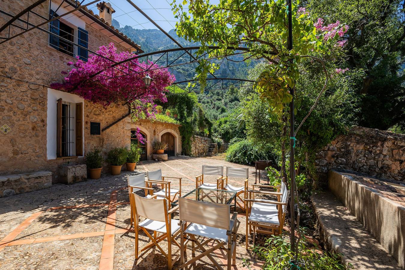 Casa di campagna 'Sa Cabana D'es Vicari' con vista sulle montagne, piscina privata e Wi-Fi in Fornalutx, Maiorca occidentale