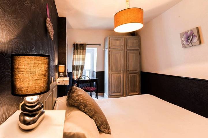 Hôtel pour 2 personnes, avec terrasse, animaux acceptés