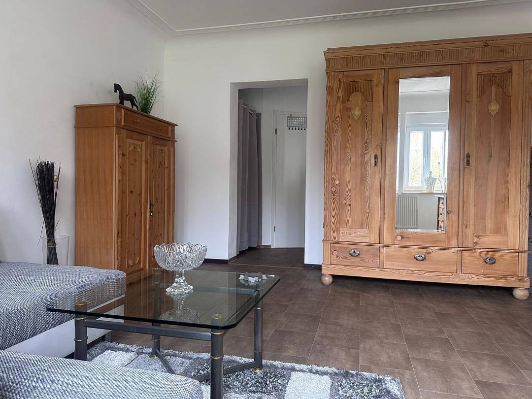 Ganze Wohnung, Neu! Kleines Glück Illingen in Illingen, Saarland
