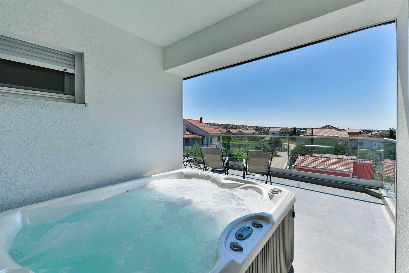 Ganze Wohnung, Penthouse Laudato with jacuzzi in Plaža Morovička, Općina Sveti Filip i Jakov