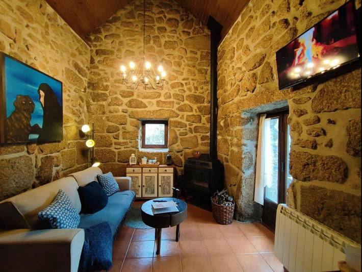 Gîte pour 4 personnes, avec jardin et vue, animaux acceptés à Castro Laboreiro - 3