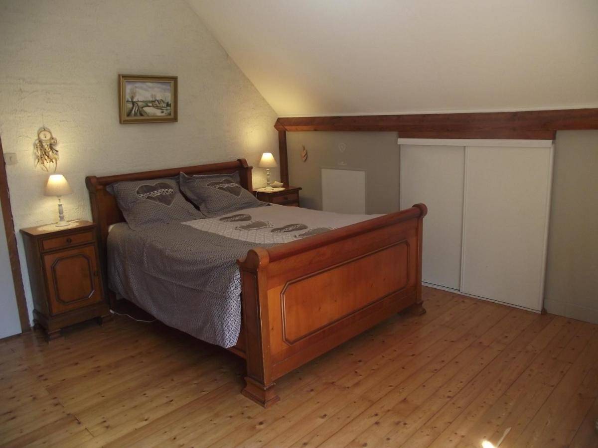 Chambres du grès rouge de Beauval in Beauval, Région d'Amiens