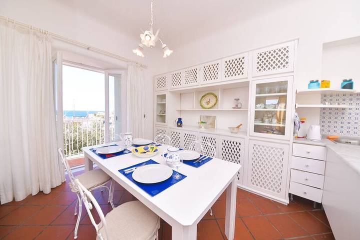 Holiday apartment for 6 people, with balcony - 1