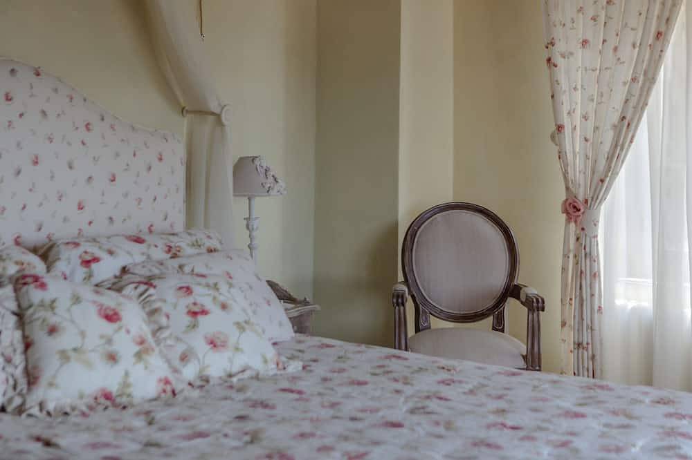 Villa-Superior-Eigenes Badezimmer-Bergblick in Buti, Pisa Provinz