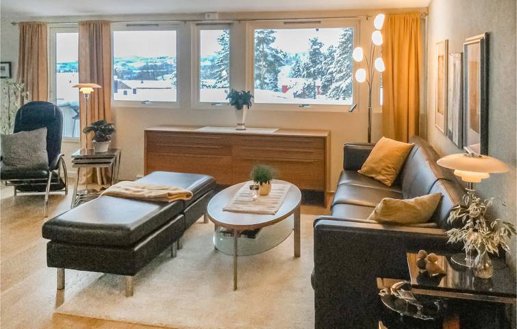 Ferienwohnung für 7 Personen, mit Garten und Whirlpool sowie Terrasse und Sauna, kinderfreundlich in Trondheim - 2