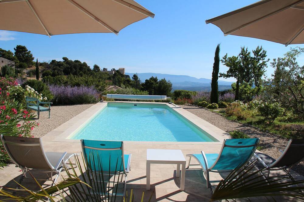 Reizende Villa im Luberon, schön eingerichtet, Blick auf schloss u. Tal in Lacoste, Regionaler Naturpark Luberon