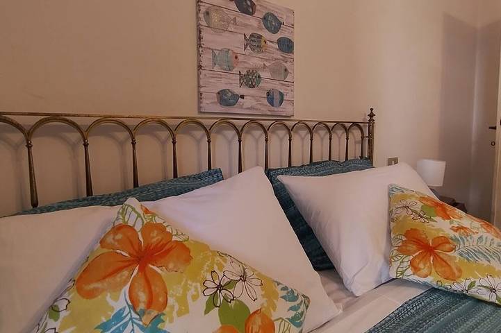 Cottage with large patio and bike path that connects directly to the waterfront in Marina di Cecina, Cecina