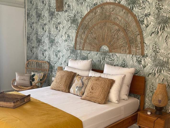 Parc de vacances pour 6 personnes, avec jacuzzi ainsi que jardin et piscine en Guadeloupe - 4