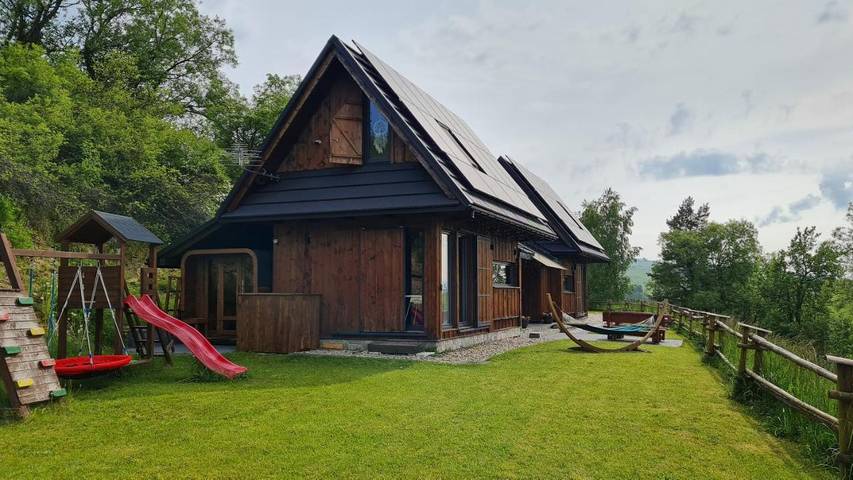 Domek letniskowy dla 5 osób, z sauna i ogród oraz widok, Dla rodziny w Karpaty (Polska)