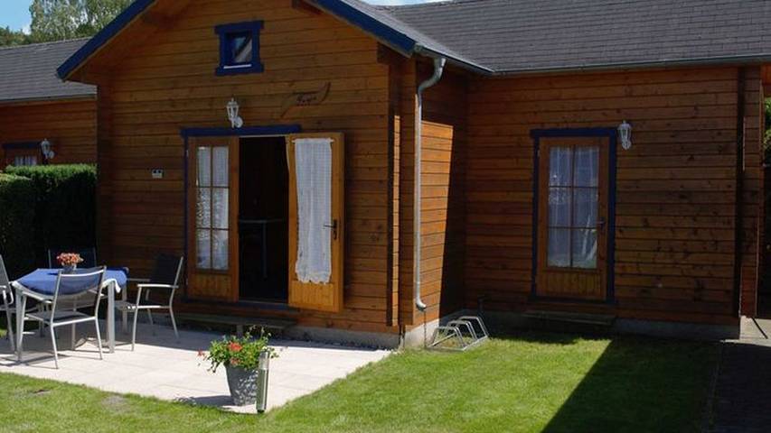 Ferienhaus für 4 Personen, mit Pool und Whirlpool sowie Terrasse und Sauna auf Usedom - 3