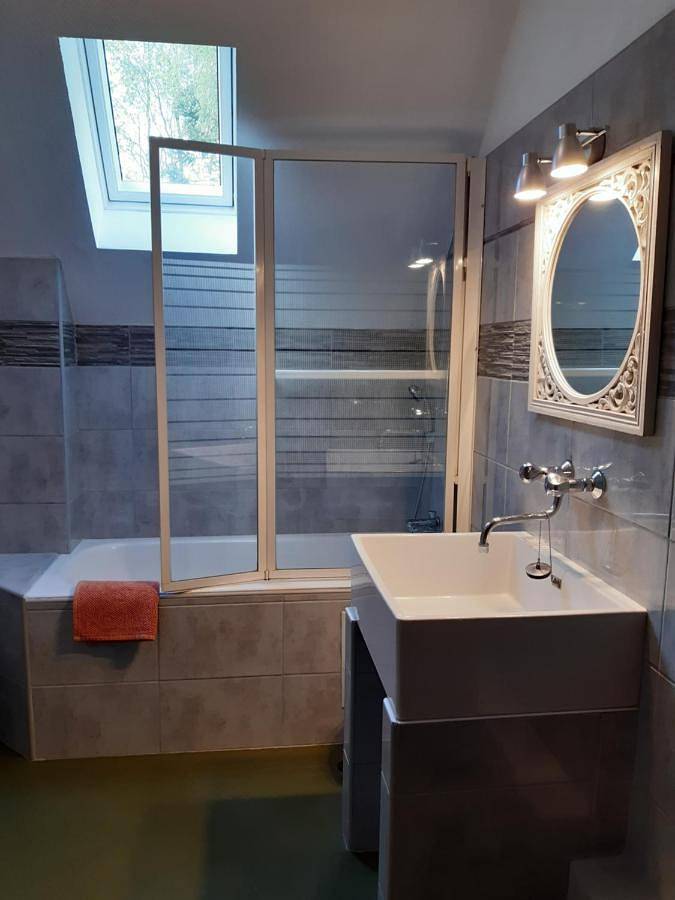 Gîte pour 5 personnes, avec vue et jardin à Bartrès - 4