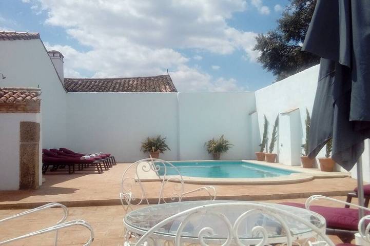 Casa rural para 7 personas, con terraza y jardín - 1