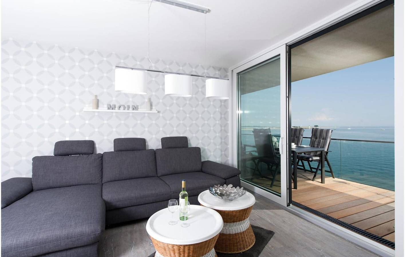 Ganze Ferienwohnung, Appartement mit Meerblick, Terrasse, Parkplatz und TV 200 m vom Strand entfernt in Kappeln, Kappeln & Umgebung