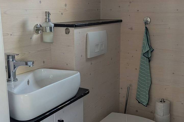 Modernes, gemütliches Tiny House mit überdachter Terrasse in Thaining, Romantische Straße