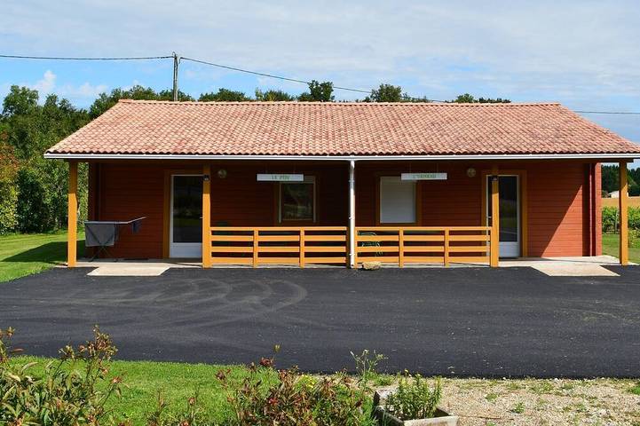 Gîte pour 3 personnes, avec Terrasse et Jardin dans Clam