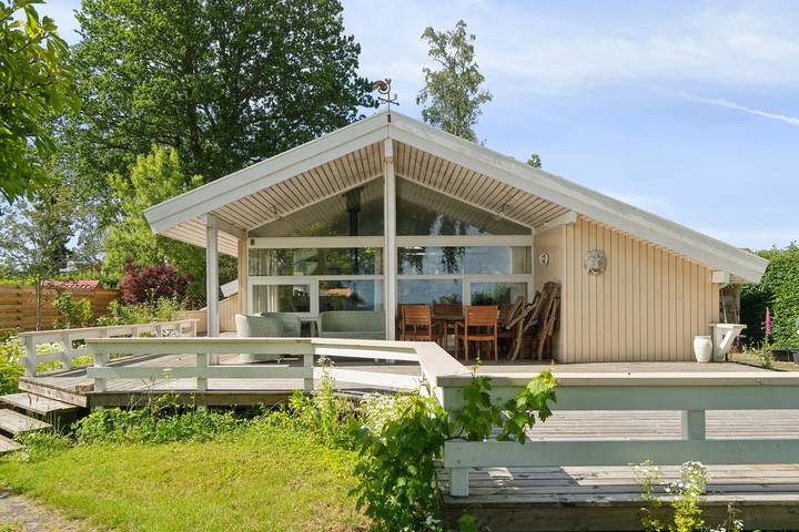 Ferienhaus für 4 Personen, mit Garten und Seeblick - 1
