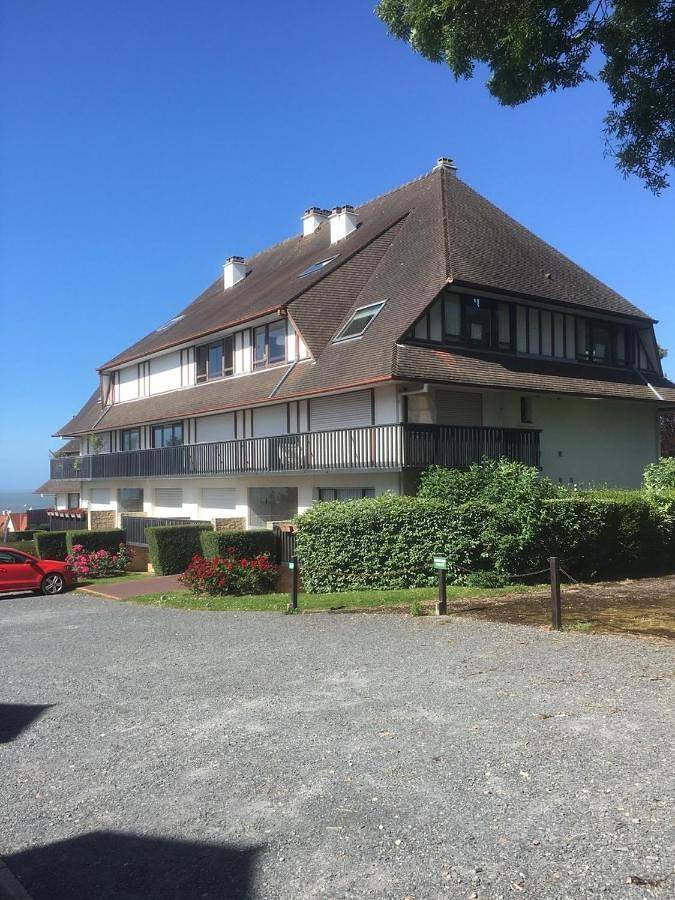 Appartement entier, Appartement Vue Mer et piscine Benerville-sur-mer in Benerville-sur-Mer, Région de Lisieux