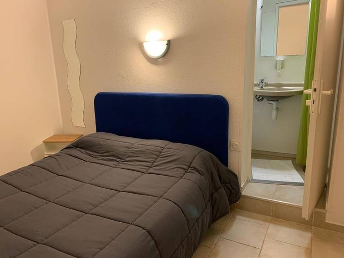 Hôtel pour 5 personnes, avec terrasse, animaux acceptés à Saint-Albain